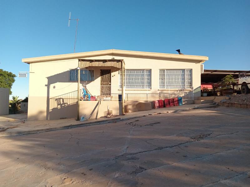 4 Bedroom Property for Sale in Kakamas Northern Cape